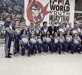 Команда на групповом фото с мероприятия